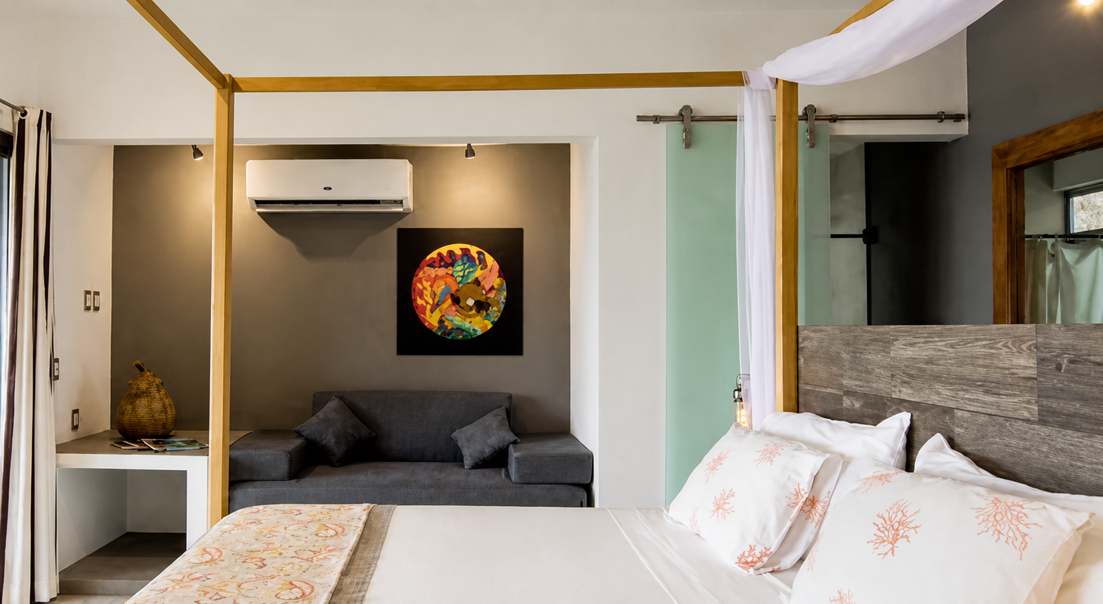 Balcony Suite at Villa Aikia