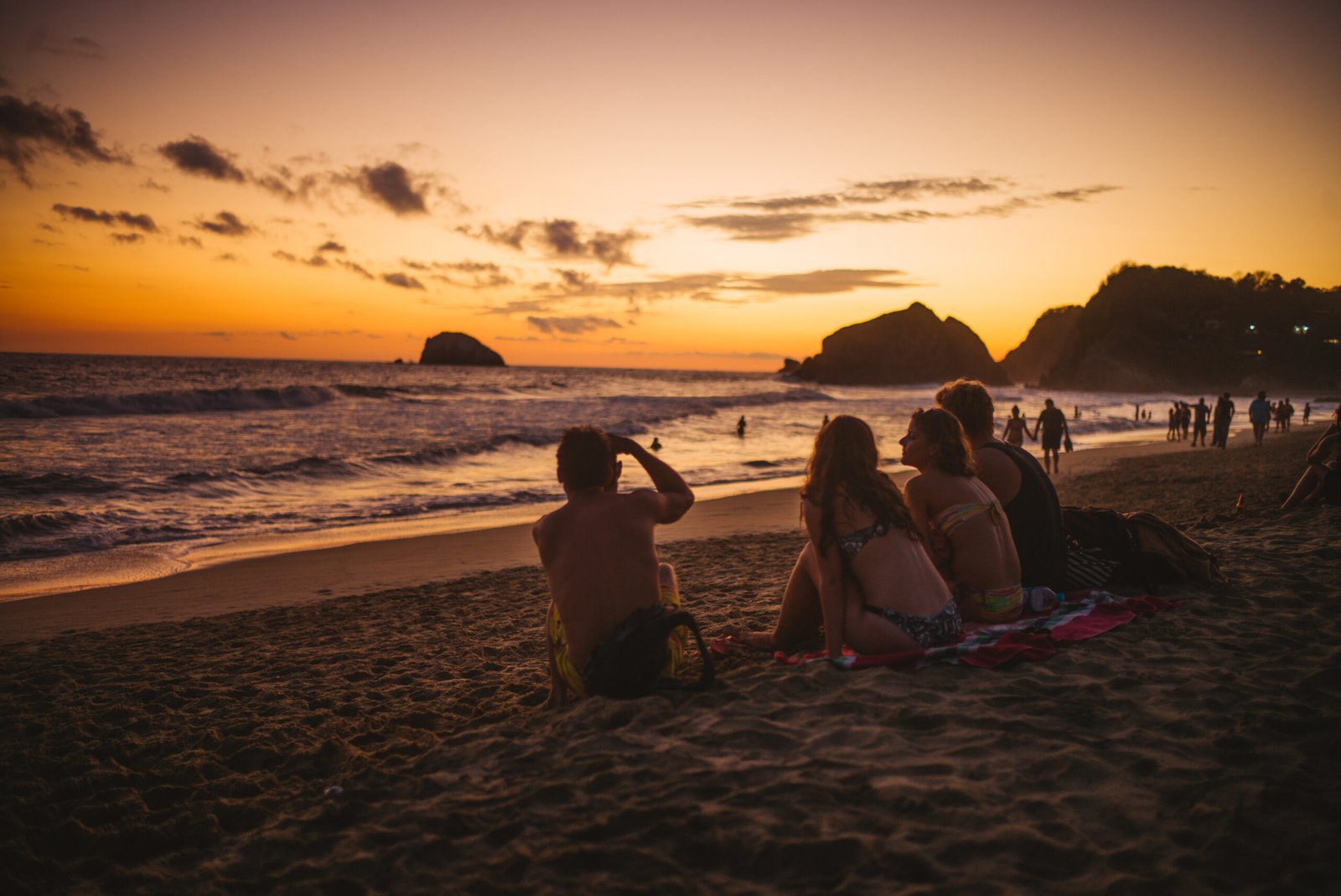 Sunset beside Villa Aikia in Zipolite